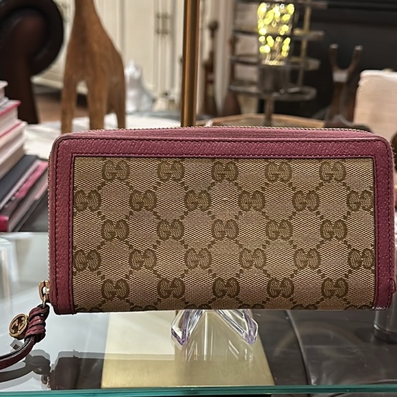 🔥Authentic Gucci GG Canvas Zip Wallet w/Pink Leather Trim, BEAUTIFUL! VGUC🔥 - Picture 3 of 15